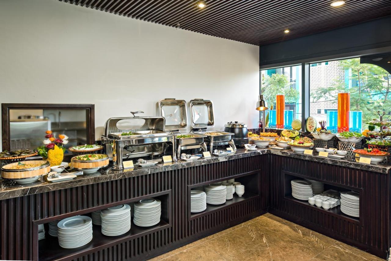Cosmos Hotel Danang מראה חיצוני תמונה